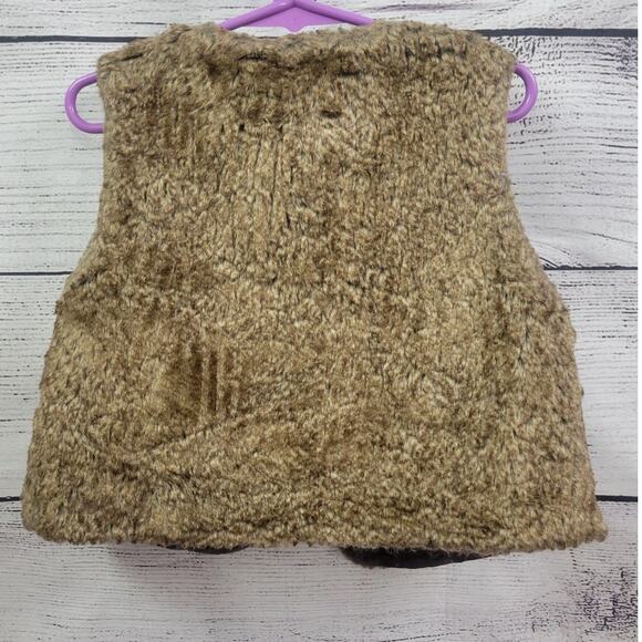 Old Navy Faux Fur Brown Vest Size 5T - Picture 4 of 4